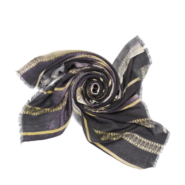 Afrian Textile Scarf - Image 5