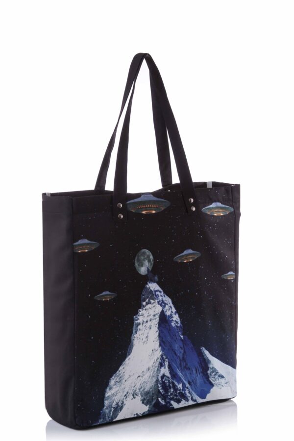 heal we are | ufo print | tote | black | sustainable fashion | green fashion | recycled rpet fashion | sustainable design