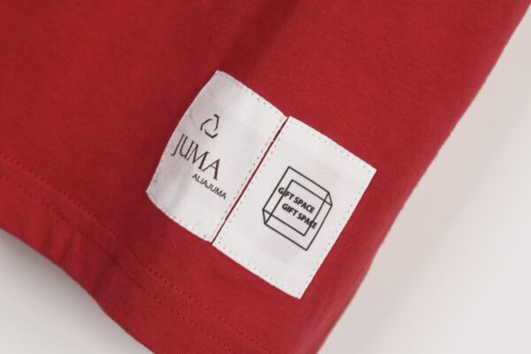 Juma | GIFT SPACE | PRINTED | TSHIRT | RED | sustainable fashion | green fashion | recycled rpet fashion | sustainable design