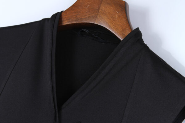 Juma | wrap | sports | top | black | sustainable fashion | green fashion | recycled rpet fashion | sustainable design