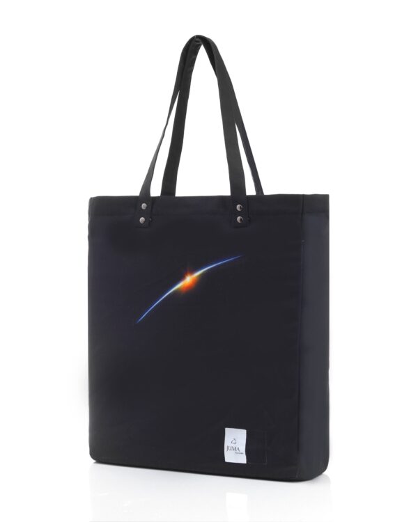 Juma | SPACE | TOTE | BAG | BLACK | sustainable fashion | green fashion | recycled rpet fashion | sustainable design