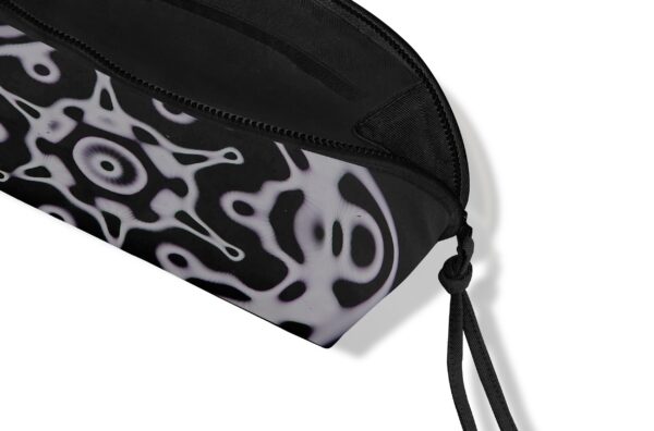 llnd | printed | travel bag | black | sustainable fashion | green fashion | recycled rpet fashion | sustainable design