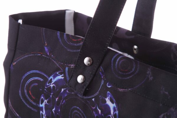 llnd | printed | tote | black | sustainable fashion | green fashion | recycled rpet fashion | sustainable design