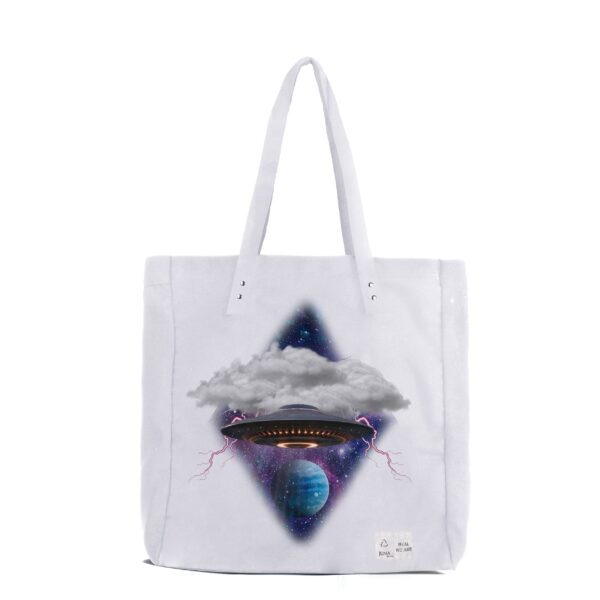 heal we are | ufo print | tote | white | sustainable fashion | green fashion | recycled rpet fashion | sustainable design