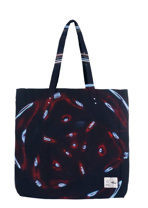 llnd | printed | tote | black | sustainable fashion | green fashion | recycled rpet fashion | sustainable design