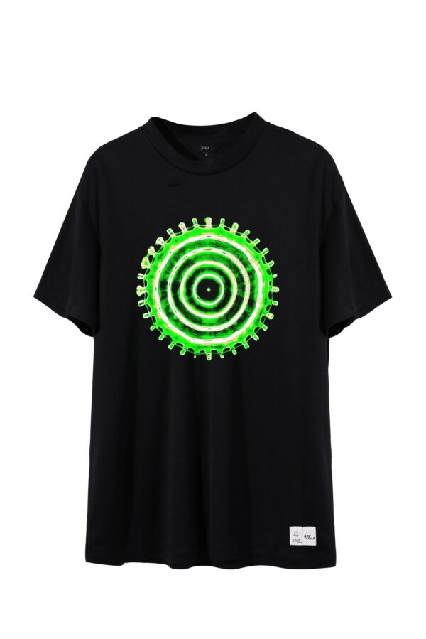 llnd | printed | t-shirt | black | sustainable fashion | green fashion | recycled rpet fashion | sustainable design