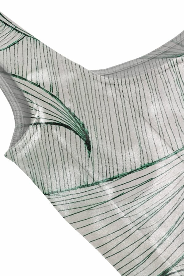 Juma| HUAN HE | CORSET | top | green | suredstainable fashion | green fashion | recycled rpet fashion | sustainable design