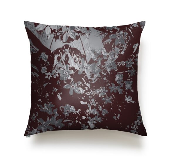 juma|flower|printed| pillow |silver| sustainable fashion | green fashion | recycled rpet fashion | sustainable design