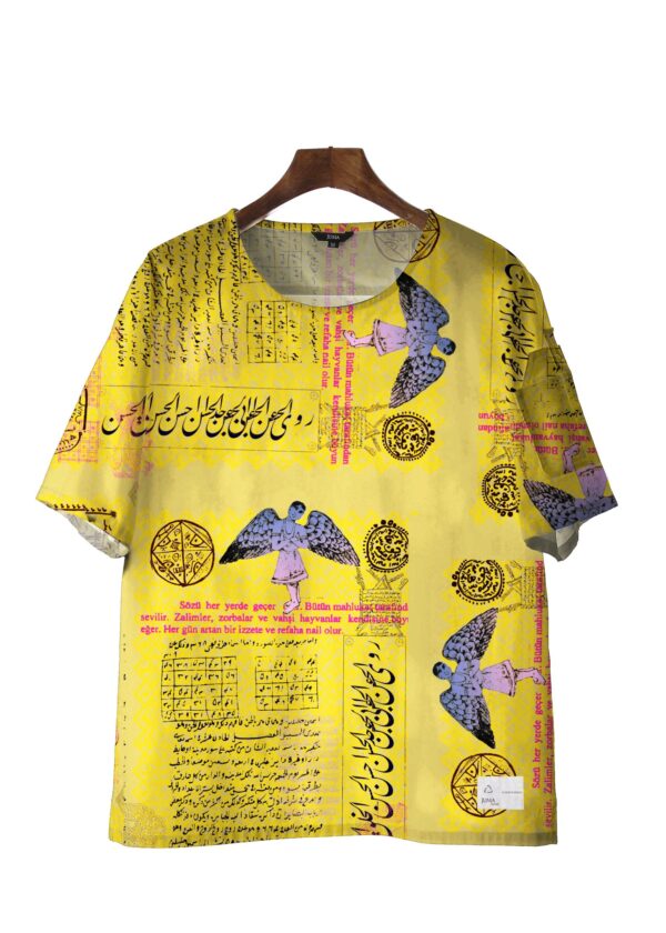 juma | Alpertalisman | printed | short sleeve shirt | yellow | sustainable fashion | green fashion | recycled rpet fashion | sustainable design