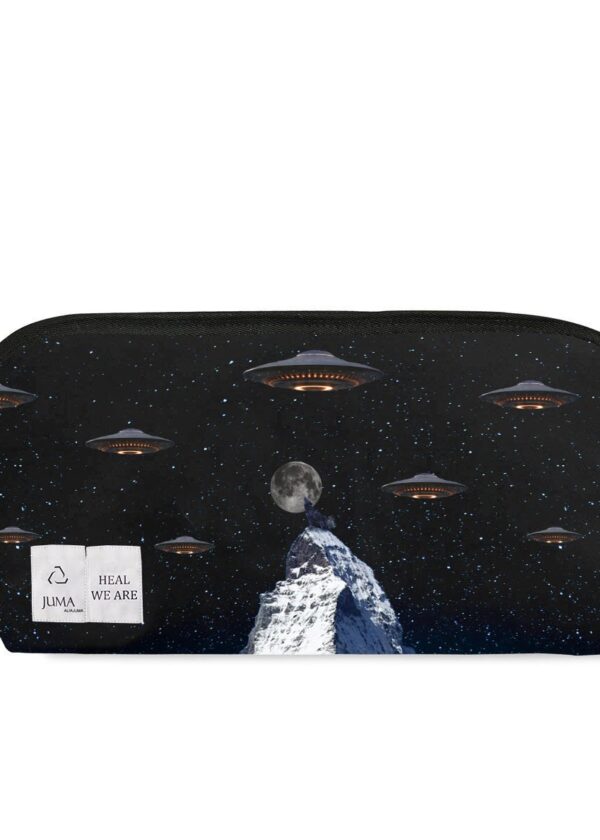 heal we are | ufo print | travel bag | black | sustainable fashion | green fashion | recycled rpet fashion | sustainable design