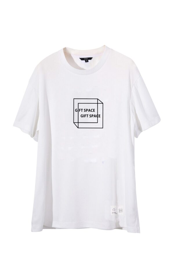 Juma | GIFT SPACE | PRINTED | TSHIRT | WHITE | sustainable fashion | green fashion | recycled rpet fashion | sustainable design