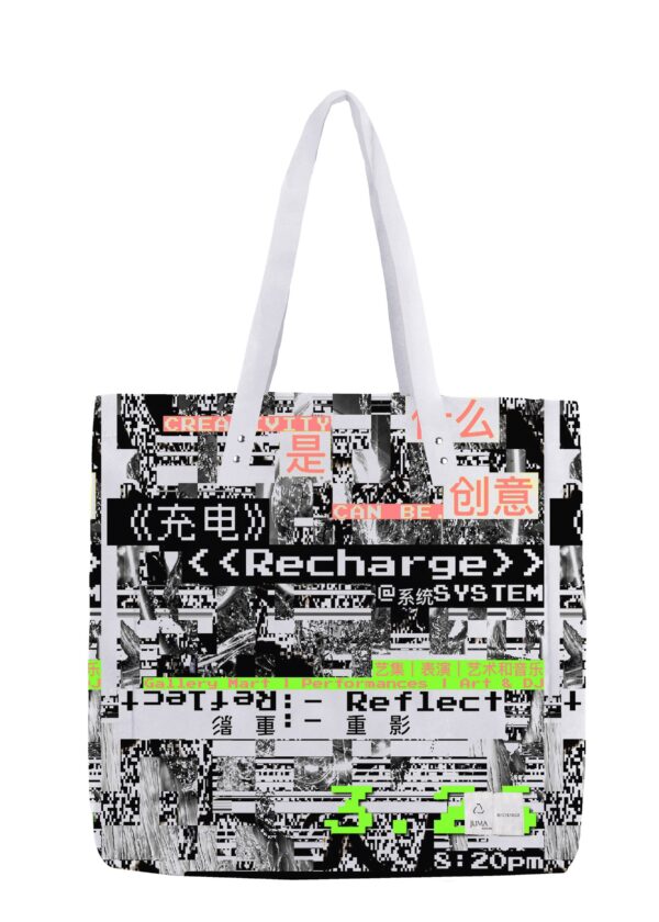 JUMA | RECHARGE | TOTE | BAG | WHITE| sustainable fashion | green fashion | recycled rpet fashion | sustainable design