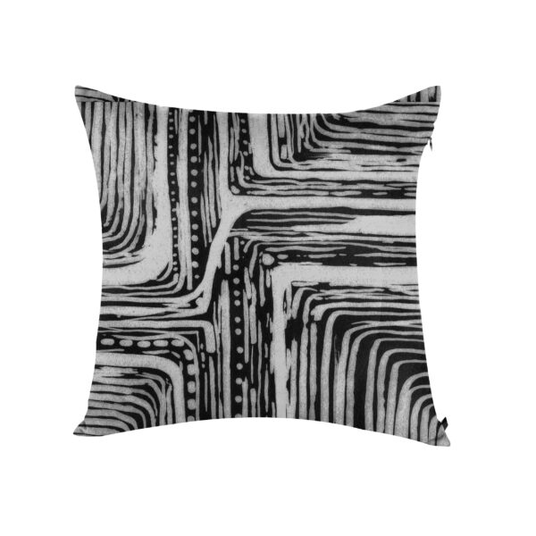 juma|shuhs |print| pillow |black and white| sustainable fashion | green fashion | recycled rpet fashion | sustainable design