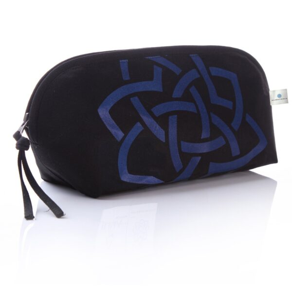 Juma |AKM |Logo |TRAVEL BAG | Black | sustainable fashion | green fashion | recycled rpet fashion | sustainable design