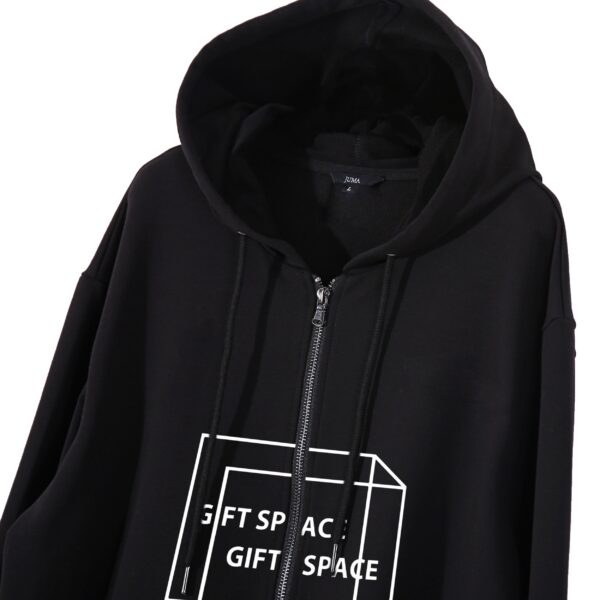 Juma | GIFT SPACE | HOODIE | BLACK | sustainable fashion | green fashion | recycled rpet fashion | sustainable design