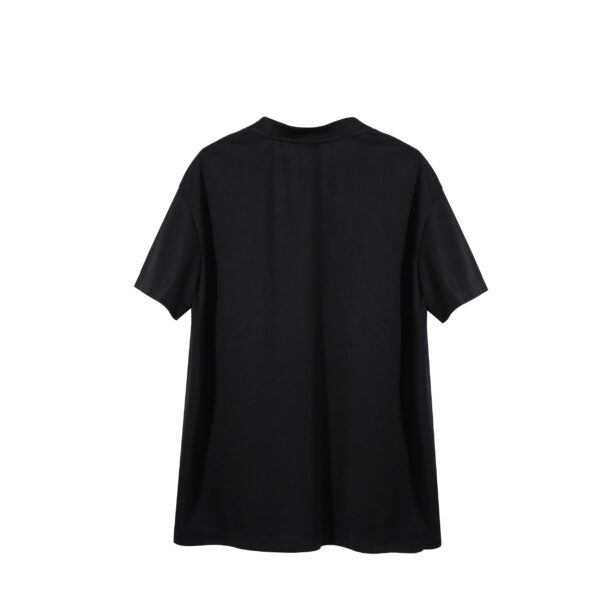 gefan liang | t-shirt | black | sustainable fashion | green fashion | recycled rpet fashion | sustainable design