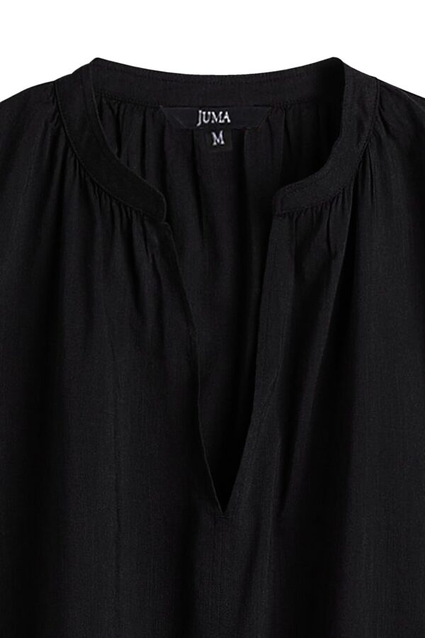 Juma | GATHERED | TOP | BLACK  | sustainable fashion | green fashion | recycled rpet fashion | sustainable design