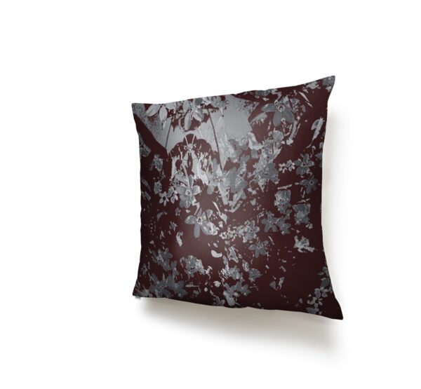 Juma | square | pillow | flower | print | silver | sustainable fashion | green fashion | recycled rpet fashion | sustainable design