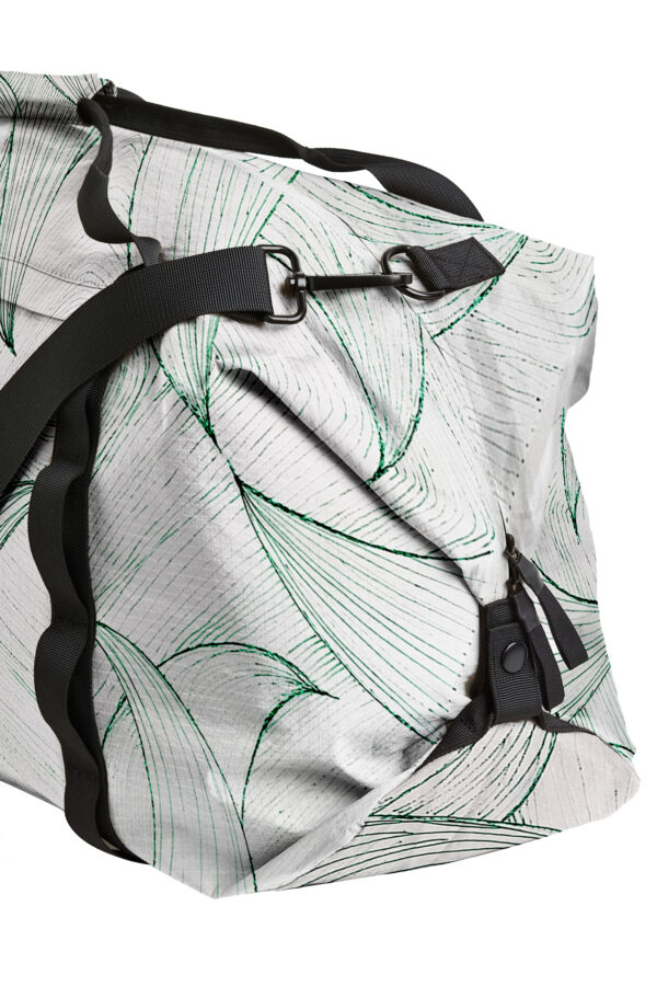 Juma | huan he| green | shoulder bag | sustainable fashion | green fashion | recycled rpet fashion | sustainable design